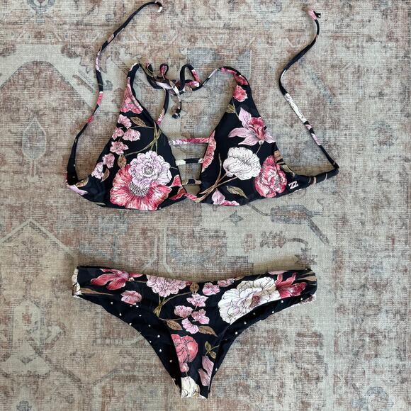 Billabong Sweet Tide Floral Polka Dot Reversible V-Cami /Hipster Bikini Set Med - Picture 4 of 10